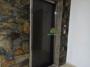Apto Edificio Portobello con ascensor