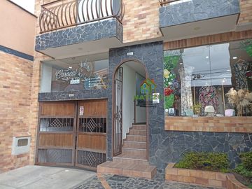Apto Edificio Portobello con ascensor