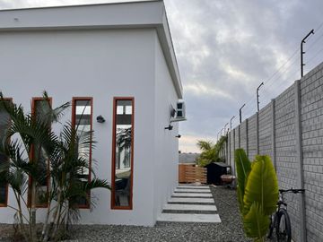 AMPLIA CASA EN VENTA-  URB.LA PALMA -LOS EJIDOS- PIURA