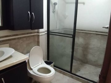 Venta de casa comercial frente al exito panamericana