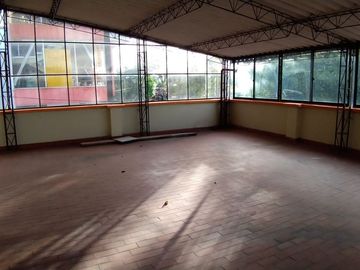 Venta de casa comercial frente al exito panamericana