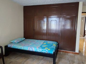 Venta de casa comercial frente al exito panamericana