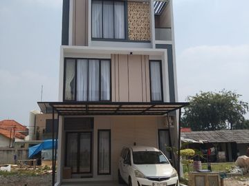 Dijual Rumah Ready Mewah Selangkah Ke Universitas Nasional Pejaten Jaksel