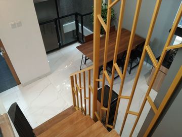 Dijual Rumah Ready Mewah Selangkah Ke Universitas Nasional Pejaten Jaksel