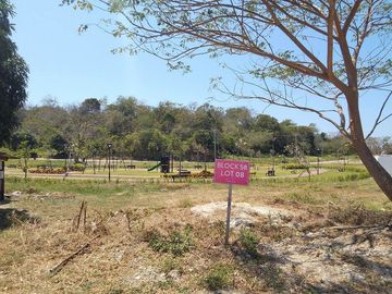 Seaside Lots for sale in Playa Calatagan  Batangas