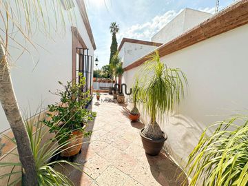 Casa o Local en Venta en El Centro Histórico de Querétaro