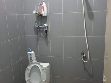Dijual Cepat Rumah Usaha Kost Aktif di Ngagel Tengah Kota Surabaya