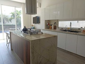 Venta casa Isla Mocolí - Samborondón