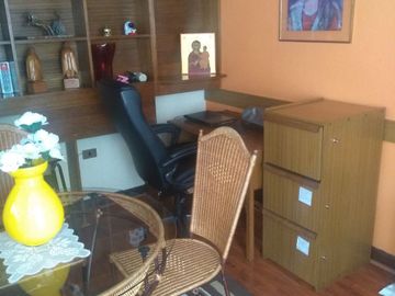 Increíble!!.. casa estilo español 6D ,6B 8E ,de 1 piso ubicada en barrio Miraflores