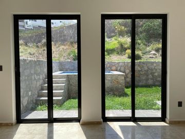 AMPLISIMA Y MODERNA CASA EN CAMPO DE GOLF
