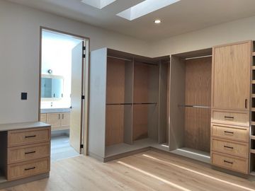AMPLISIMA Y MODERNA CASA EN CAMPO DE GOLF