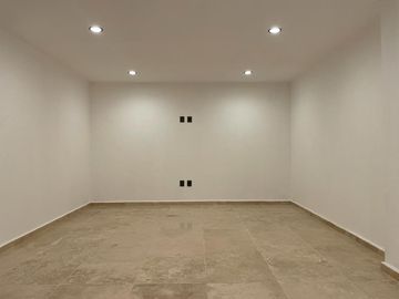 AMPLISIMA Y MODERNA CASA EN CAMPO DE GOLF