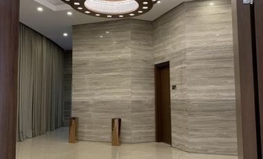Rent to Own 3Bedroom CONDO UNIT FOR SALLE AT TRIONS TOWER at BGC near Finance Tower