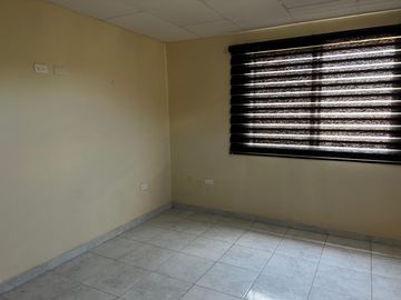 VENDO POR VIAJE CASA EN VILLA CLUB ETAPA LUNA