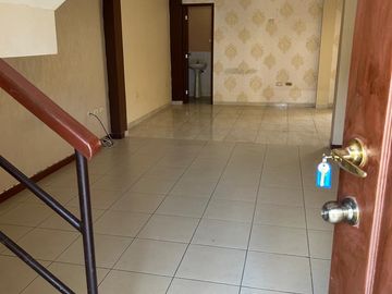 VENDO POR VIAJE CASA EN VILLA CLUB ETAPA LUNA