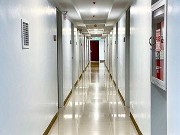 Studio Unit for Sale in Studio City Tower 4, Alabang Muntinlupa City!
