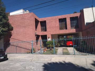 Venta de casa en lomas 3A seccion SAN LUIS POTOSI OPORTUNIDAD!!!!