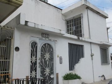 Venta casa Las Puentes 14. Sector, Para NEGOCIO  San Nicolas de los Garza, Nuevo Leon
