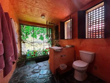 Oportunidad!! En venta Quinta en Huachinantilla, en Tepoztlán, Morelos.