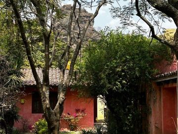Oportunidad!! En venta Quinta en Huachinantilla, en Tepoztlán, Morelos.