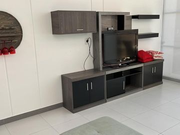 LINDO DEPARTAMENTO COMPLETAMENTE AMOBLADO EN MEJIA, EN VENTA