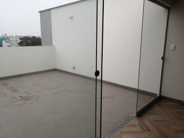 EXCELENTE OPORTUNIDAD DUPLEX ESTRENO VENTA FRENTE A PARQUE SURCO!