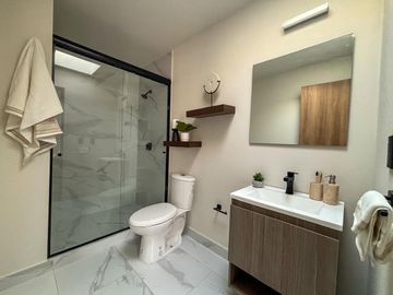 CASA EN VENTA CON ALBERCA CUAUTLA MORELOS