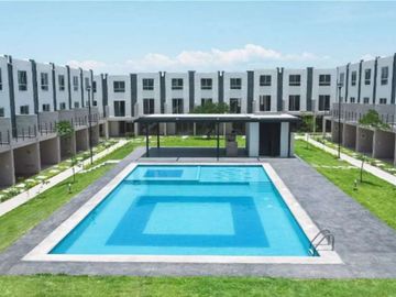 CASA EN VENTA CON ALBERCA CUAUTLA MORELOS