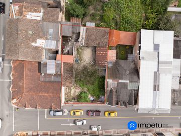 En venta lote plano central en Loja