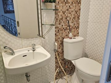 Dijual Rumah di Bukit Nusa Indah Bintaro Dekat Stasiun Lokasi Strategis