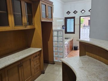 Dijual Rumah di Bukit Nusa Indah Bintaro Dekat Stasiun Lokasi Strategis