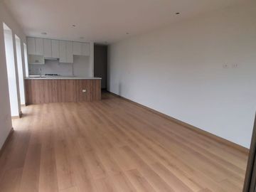 HERMOSO DEPARTAMENTO FRENTE A PARQUE EN SURCO (dpto, 601)