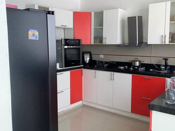 VENDO CASA DOS PISOS EN LA URB. MONTE BELLO - PIURA