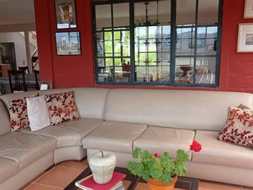Vendo Quinta con Amplio Terreno Sector Cojitambo