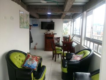 VENDO  CASA COMERCIAL Y  RENTABLE  B CLASS ROMA KENNEDY BOGOTA