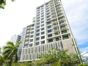 Newly Renovated Resale 3 Bedrooms Condo Unit in Asia Premier Residences