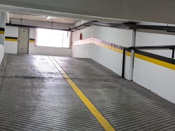 DEPARTAMENTO DE VENTA QUITO SECTOR CENTRO COMERCIAL EL BOSQUE