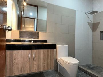 HERMOSA CASA DE ESTRENO EN VENTA EN URB.MIRAFLORES COUNTRY CLUB 1ERA ETAPA