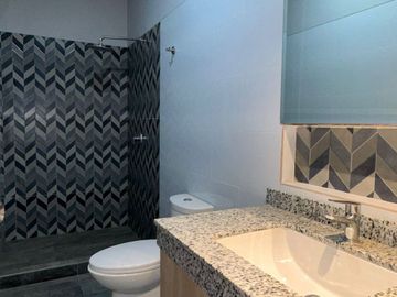 HERMOSA CASA DE ESTRENO EN VENTA EN URB.MIRAFLORES COUNTRY CLUB 1ERA ETAPA