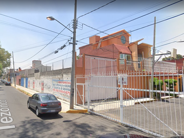 CASA EN REMATE ADJUDICADA en coapa