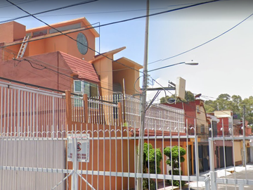 CASA EN REMATE ADJUDICADA en coapa