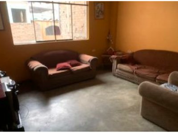 CASA EN VENTA EN INDEPENDENCIA