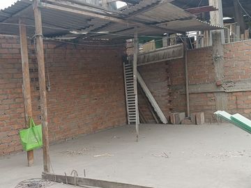 CASA EN VENTA EN INDEPENDENCIA