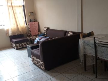 VENTA DE ACOGEDORA CASA DE 2 PLANTAS EN CDLA MARTHADE ROLDOS