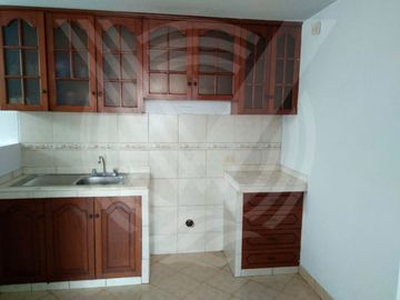 SE VENDE DEPARTAMENTO DE 80.42 m² EN LOMAS DE LA MOLINAd