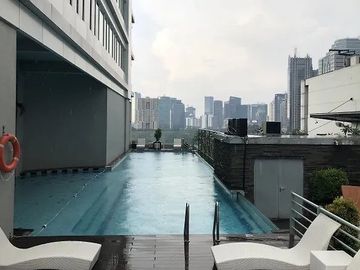 Disewakan Apartemen FX Residence 3BR Sudirman Jakarta Pusat Furnished Baru