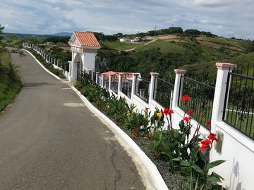 VENTA DE CASA CAMPESTRE DE 1.000 M2 CONSTRUIDOS EN CERRITOS (PEREIRA)