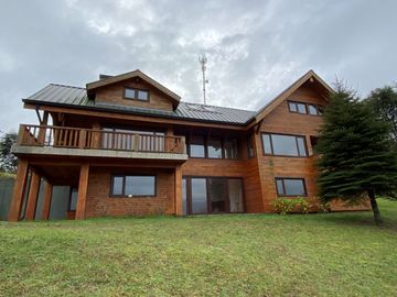 Casa dentro de parcela en Lago Rupanco - Región de Los Lagos