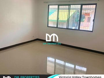 For Sale: 2-Storey Townhouse in Victoria Valley Townhomes, Antipolo City