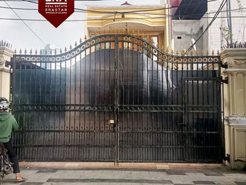 Rumah Menteng, Jl. Gereja Theresia, Jakarta Pusat, Cash Only